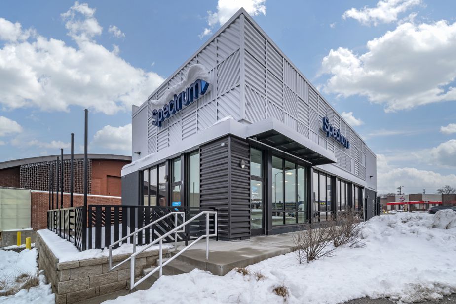 Spectrum - 10730 W National Ave 