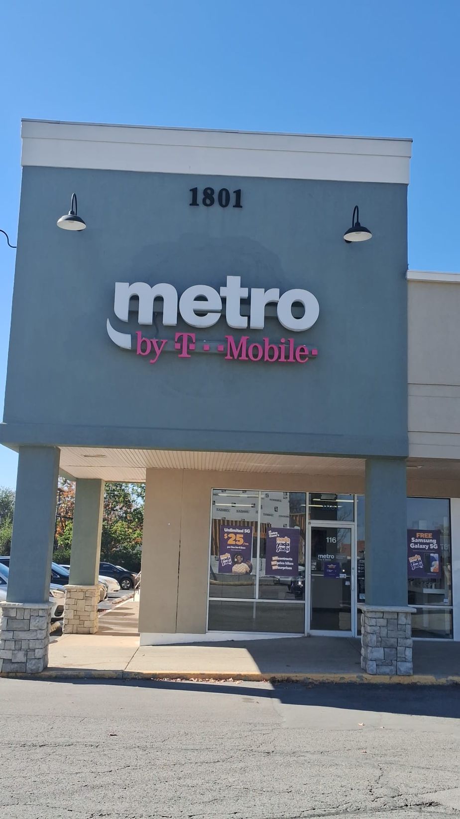 Image alt text