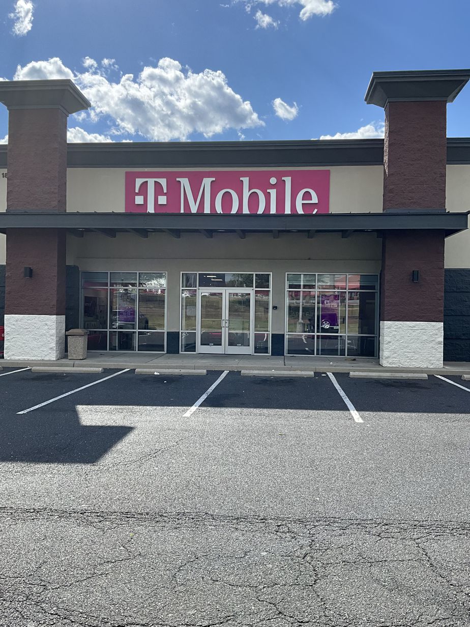 T-Mobile Airport Road