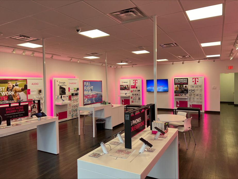 Interior photo of T-Mobile Store at Allen & Townline, Peoria, IL
