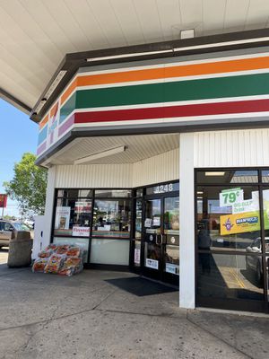 Image gallery for 7-Eleven
