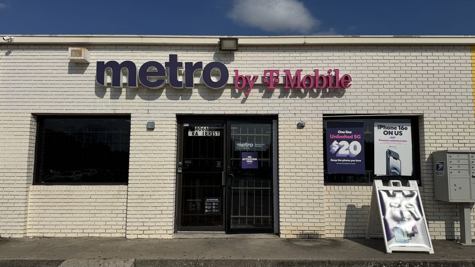 Metro by T-Mobile 406 S Frazier St - 406 S Frazier St 