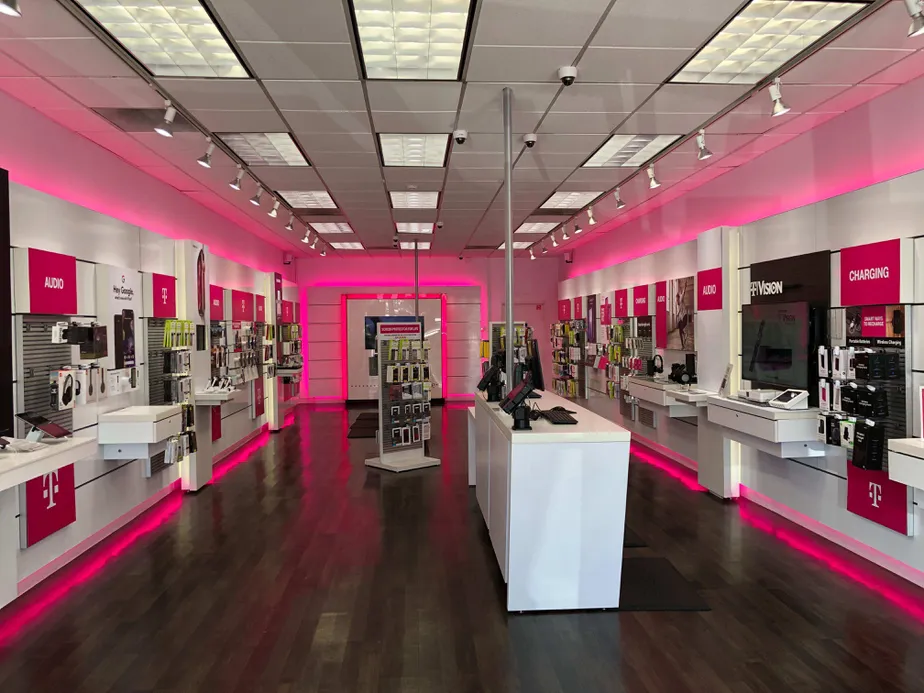  Interior photo of T-Mobile Store at Victory & Tampa, Reseda, CA 
