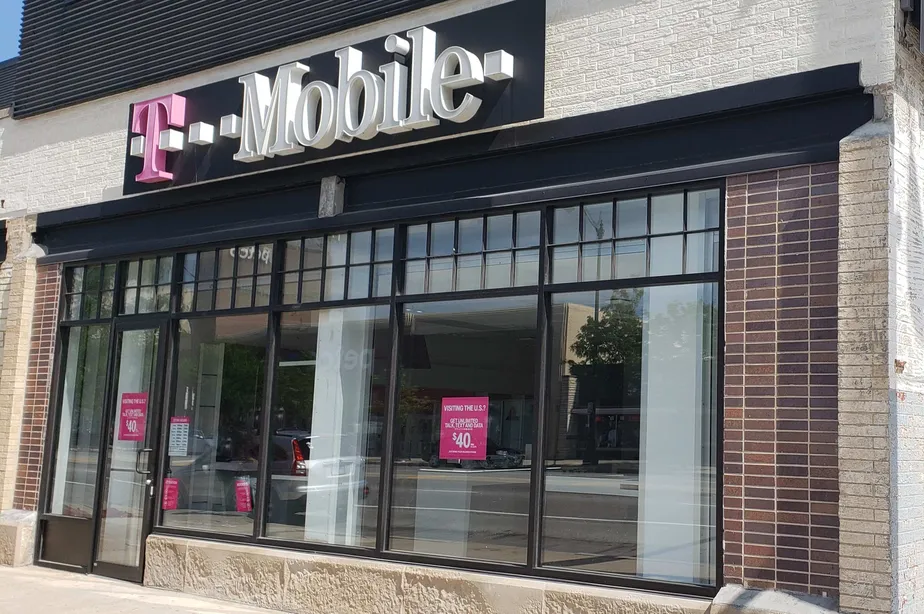 Exterior photo of T-Mobile Store at Clinton Corridor, Chicago, IL