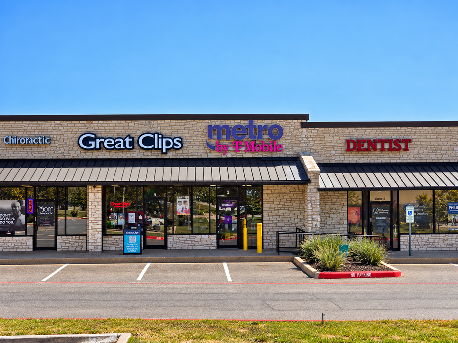 Metro by T-Mobile 2935 Thousand Oaks Dr - 2935 Thousand Oaks Dr 