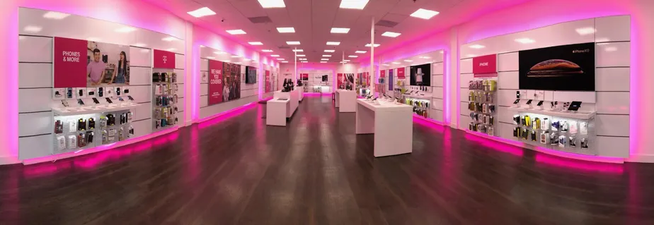  Interior photo of T-Mobile Store at Concord Mall, Wilmington, DE 