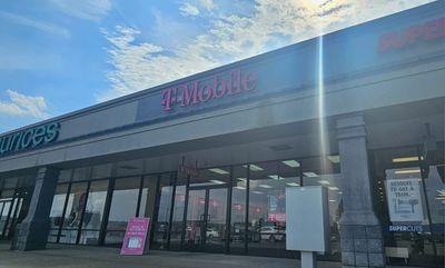 T-Mobile Authorized Retailer