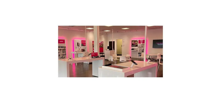 Interior photo of T-Mobile Store at Coastal Hwy & Edward Taylor Rd, Ocean City, MD