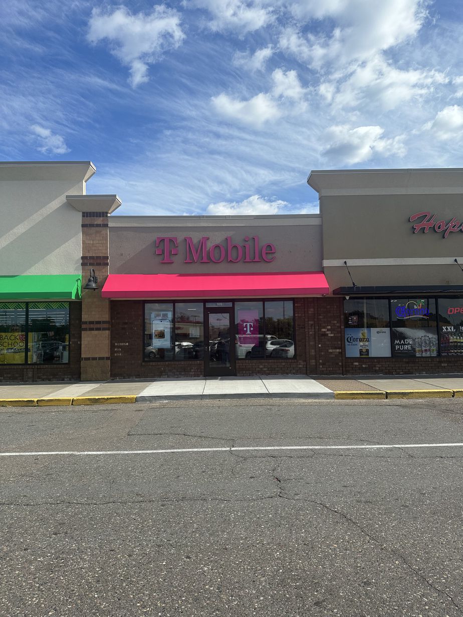 Exterior photo of T-Mobile Store at Crystal Center, Crystal, MN