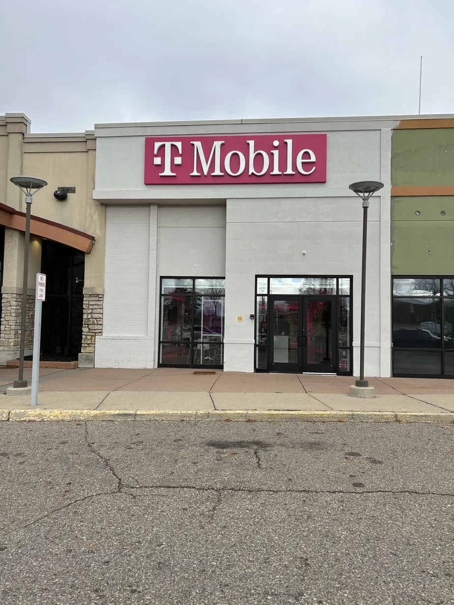  Exterior photo of T-Mobile Store at Lansing Mall, Lansing, MI 