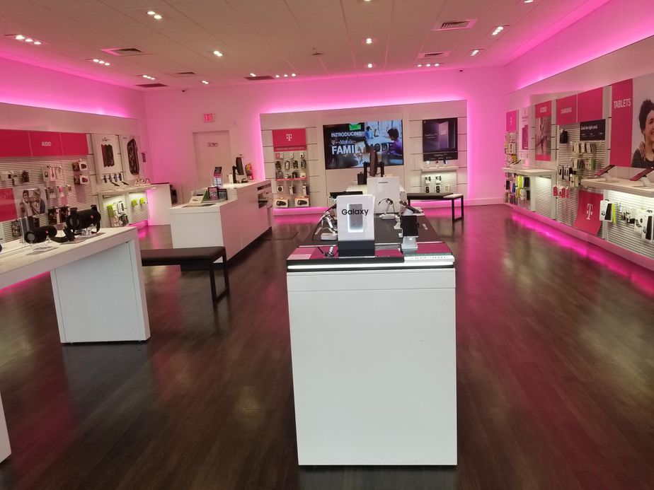 Interior photo of T-Mobile Store at Ga 5 & Stewart Pkwy, Douglasville, GA