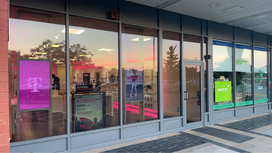 Exterior photo of T-Mobile Store at Main St & West Brook Dr, Mohegan Lake, NY