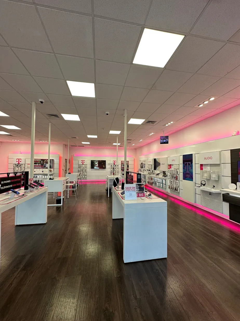  Interior photo of T-Mobile Store at Harbor & Mcfadden, Santa Ana, CA 