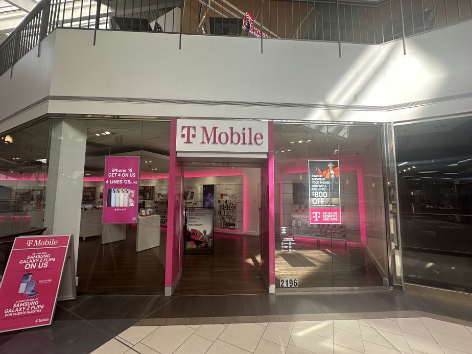 Exterior photo of T-Mobile Store at Town East Mall, Mesquite, TX
