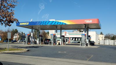 Image gallery for 7-Eleven
