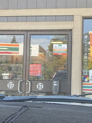 Image gallery for 7-Eleven