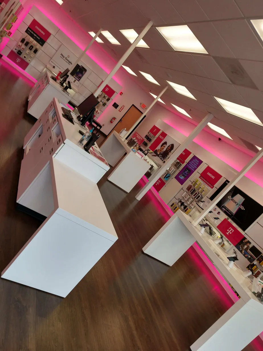 Interior photo of T-Mobile Store at NE Andresen Rd & NE 88th St, Vancouver, WA