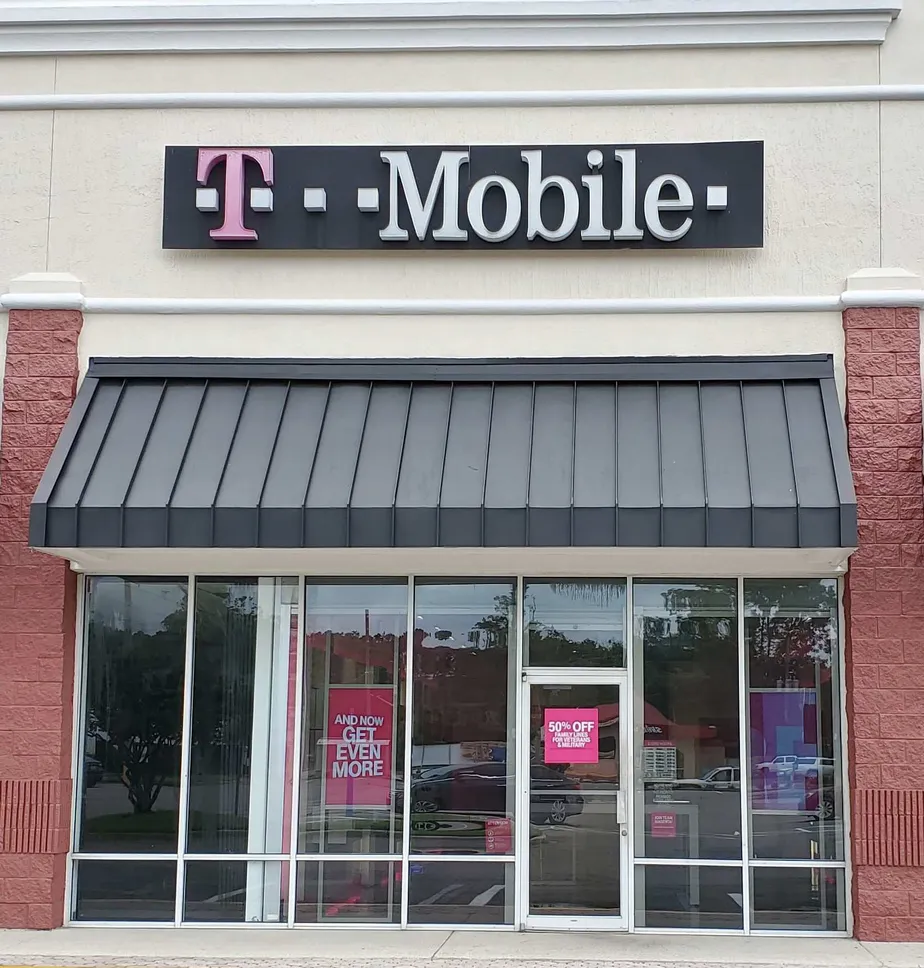 Exterior photo of T-Mobile store at Normandy Blvd, Jacksonville, FL
