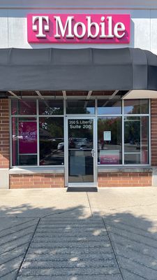 T-Mobile Authorized Retailer