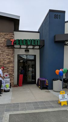 Image gallery for 7-Eleven
