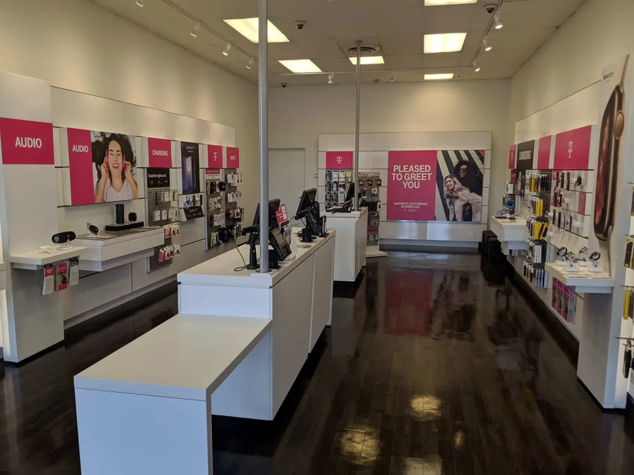 Interior photo of T-Mobile Store at Bagley & County Hwy 276, Berea, OH