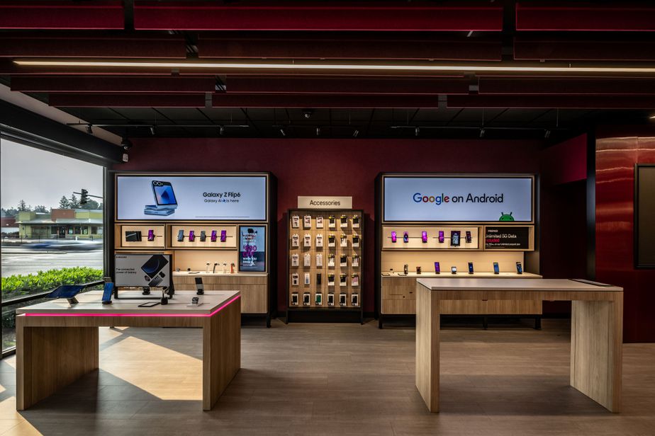 Interior photo of T-Mobile Store at SE 272nd & SE 172nd, Covington, WA
