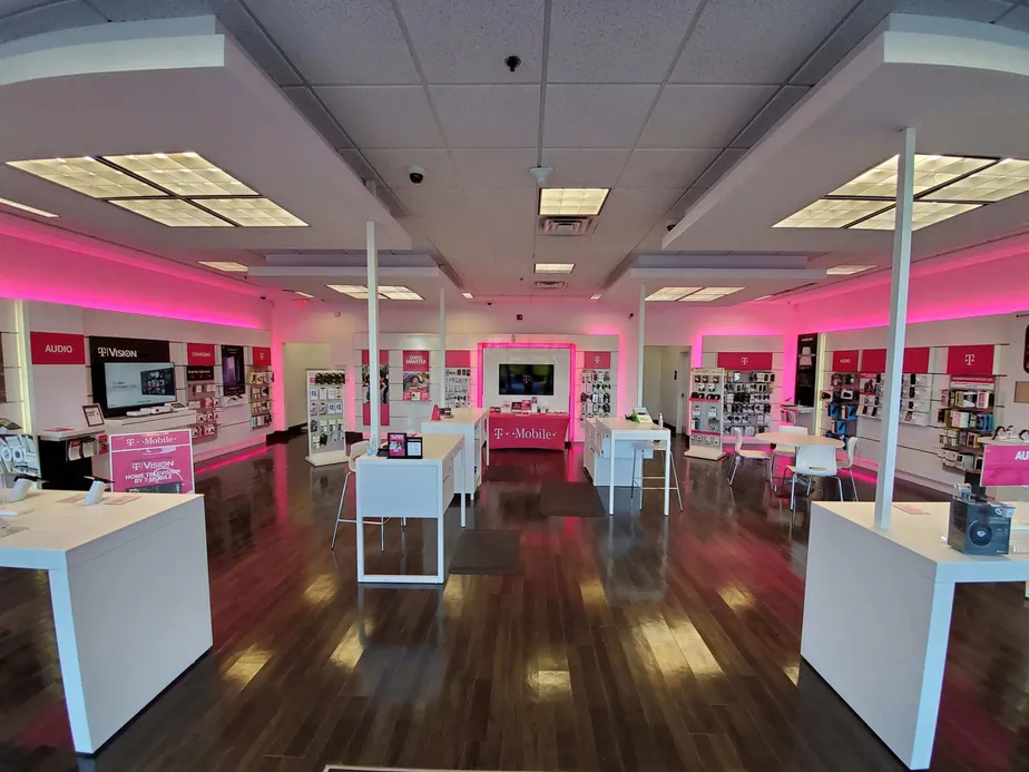  Interior photo of T-Mobile Store at Route 9 & Bethel Rd, Somers Point, NJ 