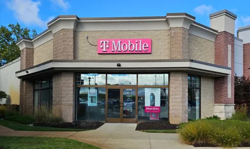  Exterior photo of T-Mobile Store at Cherry Vly Ave SE & 94th St SE, Caledonia, MI 