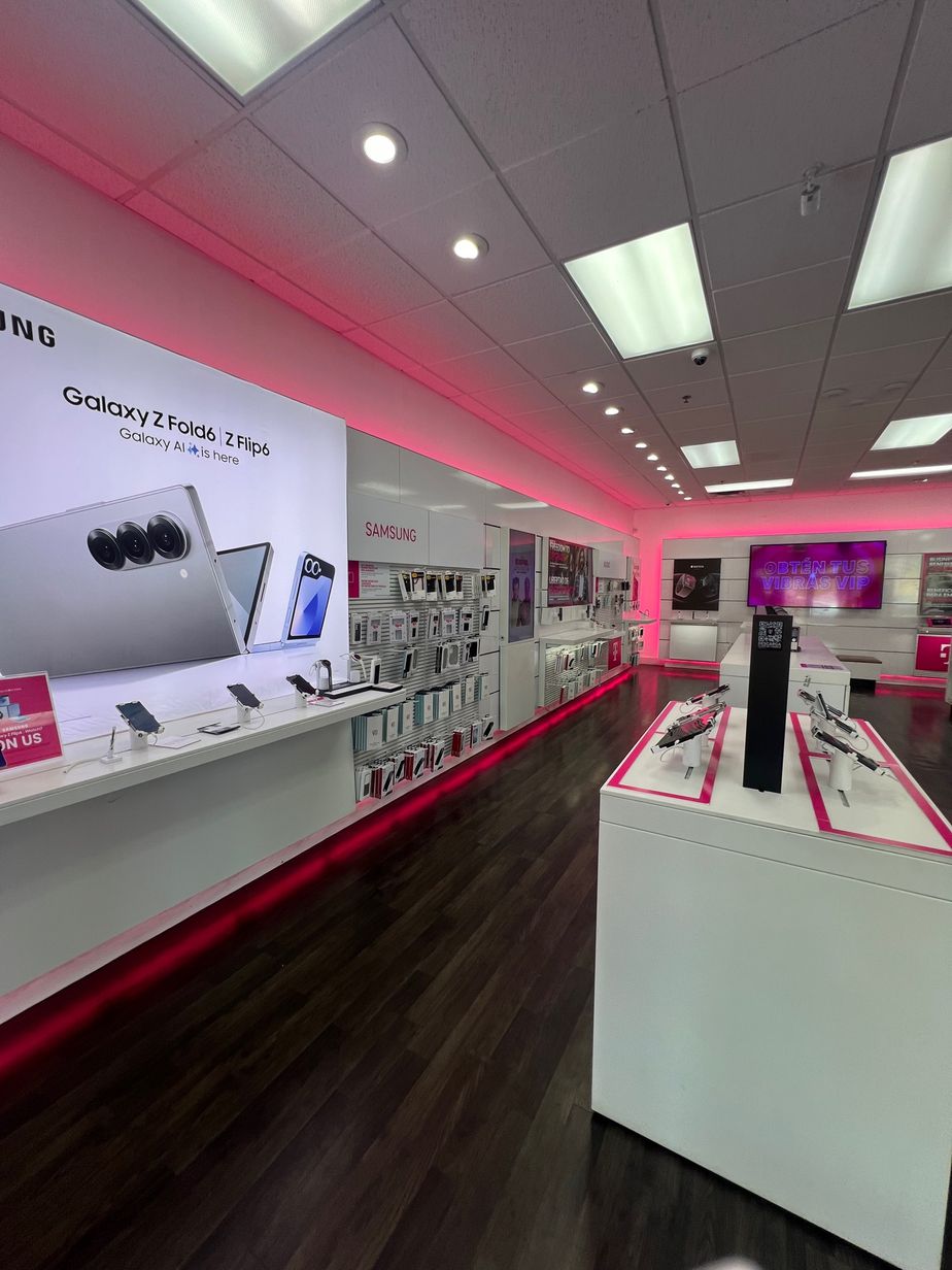 Interior photo of T-Mobile Store at 99th & Lower Buckeye, Tolleson, AZ