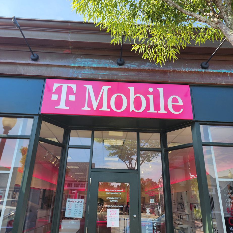 Exterior photo of T-Mobile Store at Mashpee Commons, Mashpee, MA