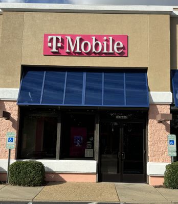 T-Mobile Experience Store