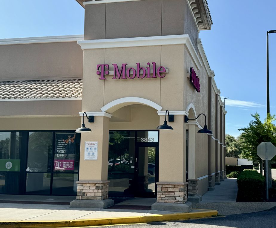 Exterior photo of T-Mobile Store at Pleasant Hill Rd & Bellalago Dr, Kissimmee, FL