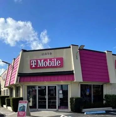 Exterior photo of T-Mobile store at Us Hwy 1 & Wheeler Rd, North Palm Beach, FL