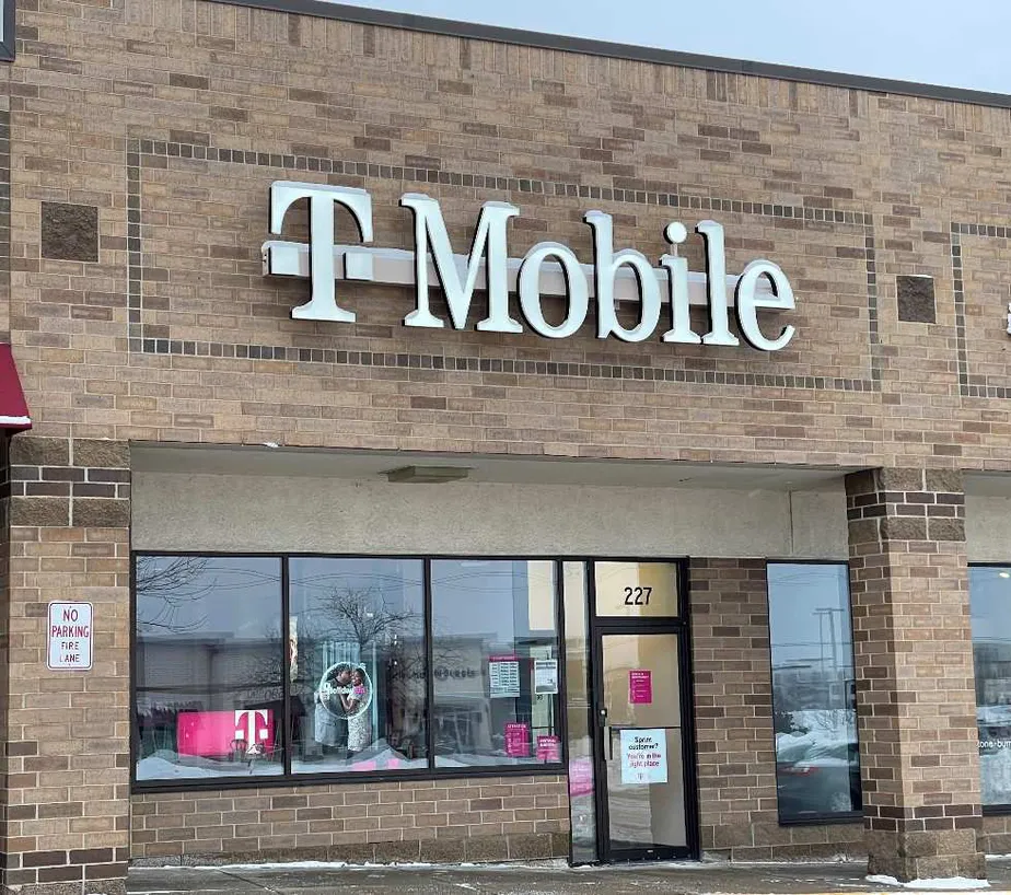 Exterior photo of T-Mobile store at Prairie Center Dr & Flying Cloud Dr, Eden Prairie, MN