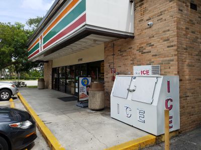 Image gallery for 7-Eleven