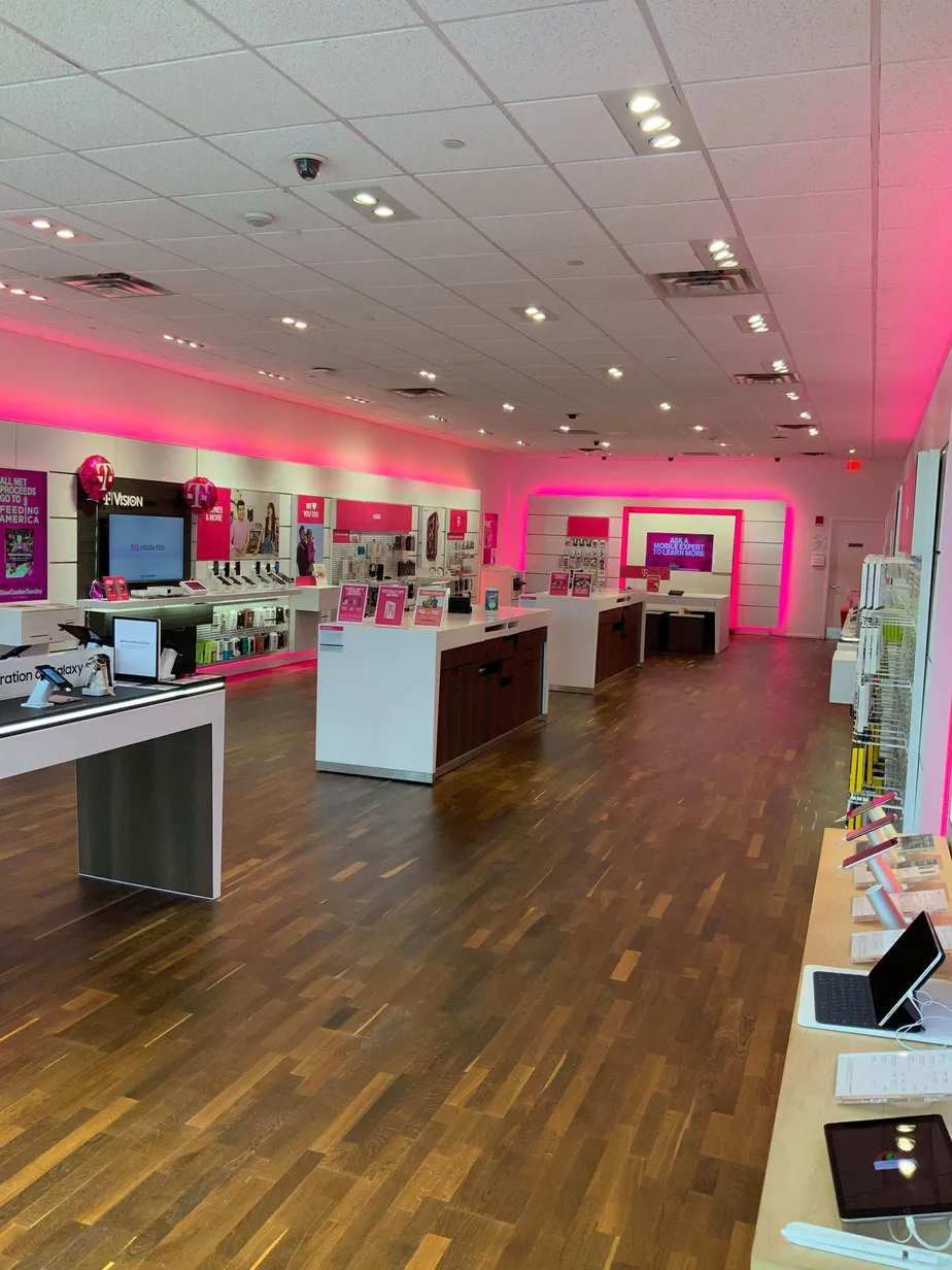 Interior photo of T-Mobile Store at Route 4 & Forest Ave I, Paramus, NJ