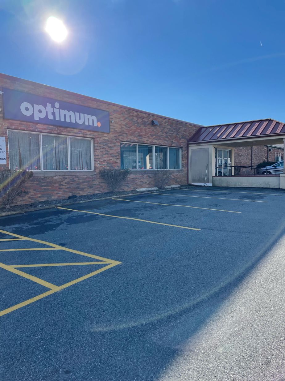 Optimum Litchfield - 622 Torrington Road
