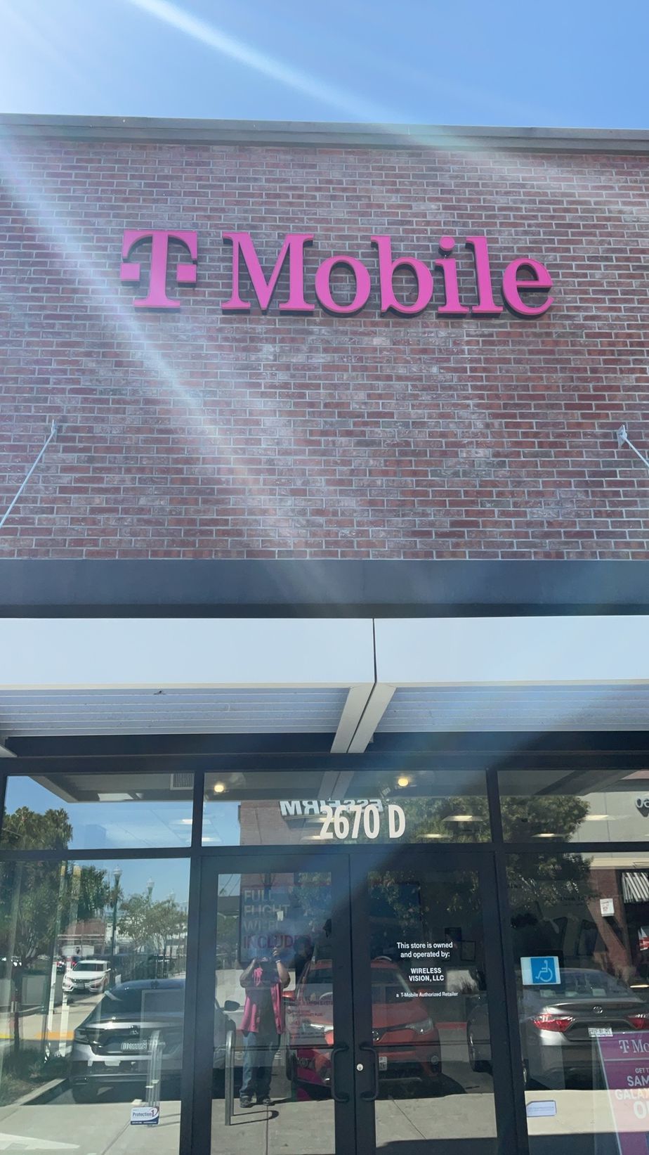 Exterior photo of T-Mobile Store at 5th St & Santa Clara Ave, Alameda, CA