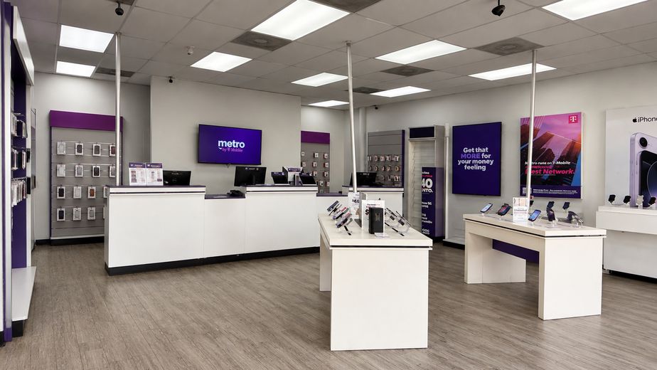 Metro by T-Mobile 9530 Homestead Rd - 9530 Homestead Rd 