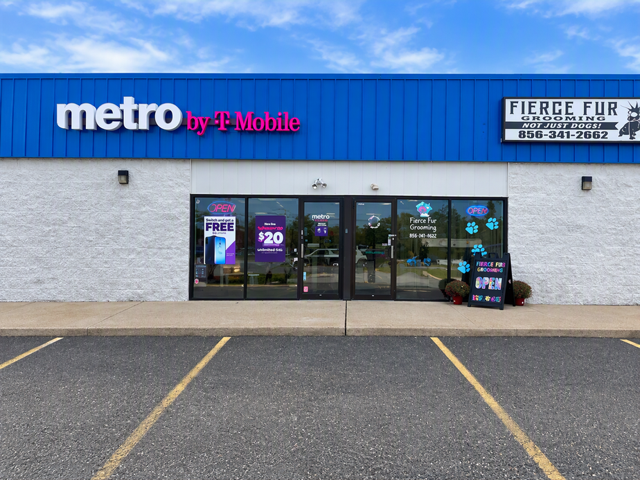 Metro by T-Mobile 2701 Route 42 - 2701 Route 42 