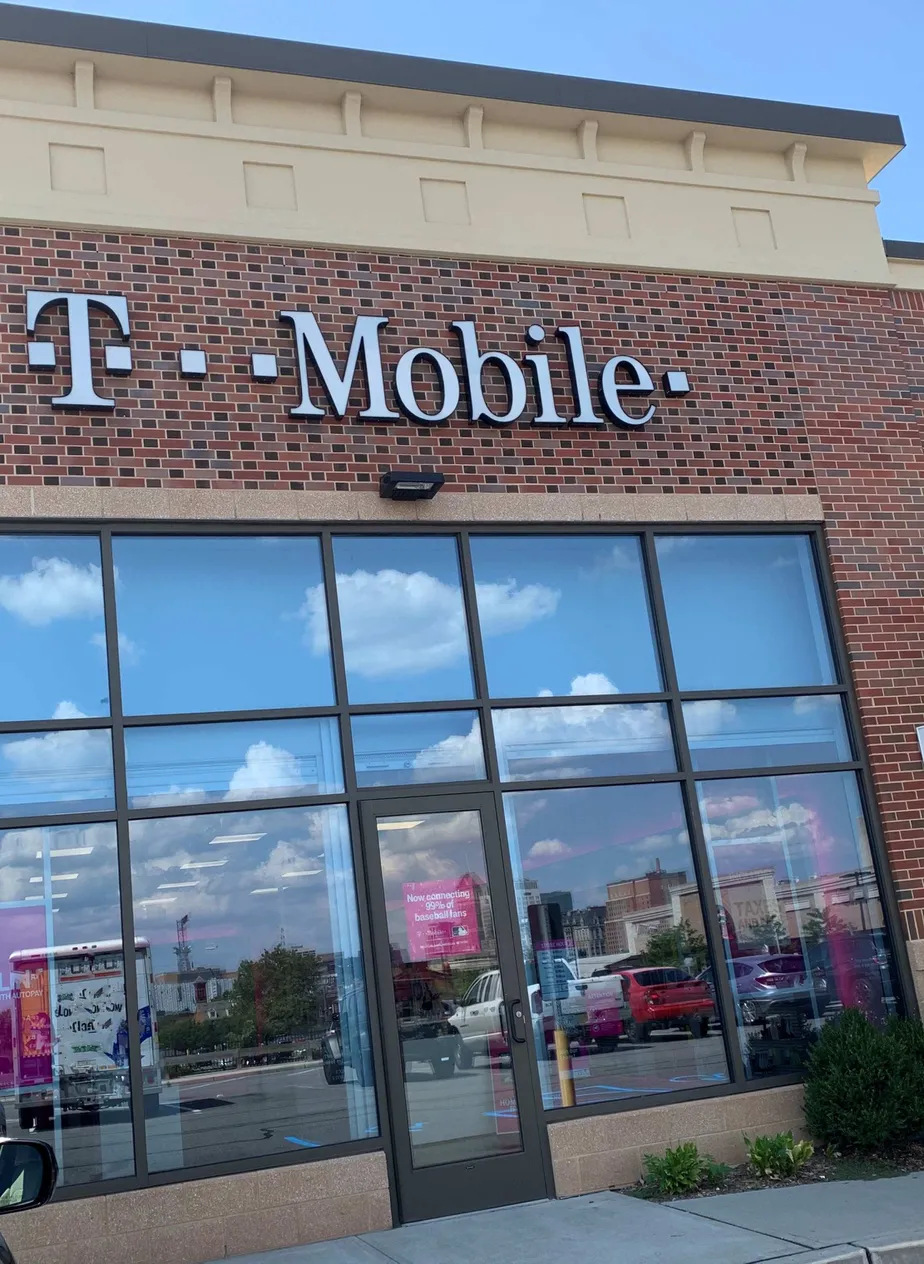Exterior photo of T-Mobile store at Jones St & Springfield Ave, Newark, NJ