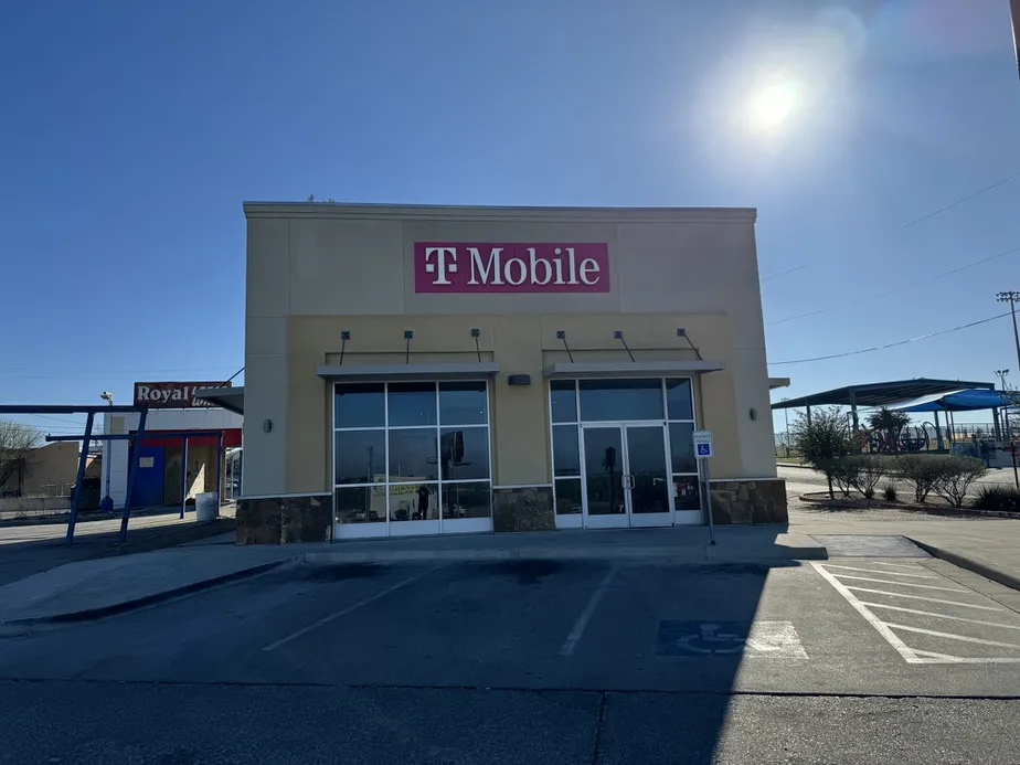  Exterior photo of T-Mobile Store at South Zapata, Laredo, TX 