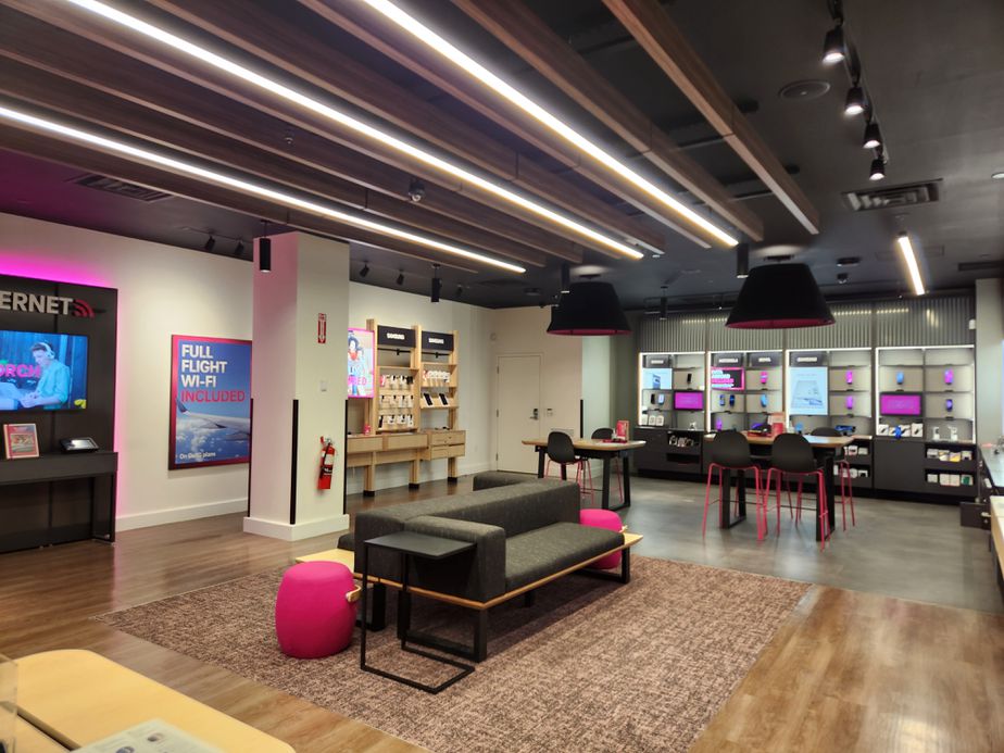 Interior photo of T-Mobile Store at Garden State Plaza, Paramus, NJ