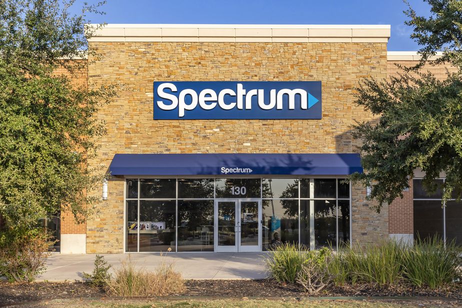 Spectrum - 750 Barnes Dr 