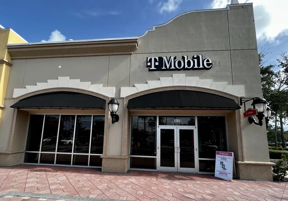 Exterior photo of T-Mobile Store at St Lucie W Blvd & SW Peacock, Port St. Lucie, FL