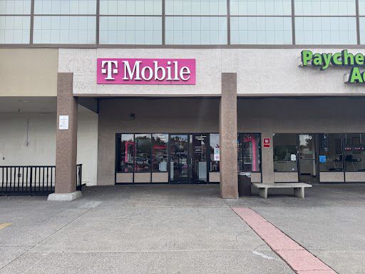 Exterior photo of T-Mobile Store at Iron Horse, Sparks, NV