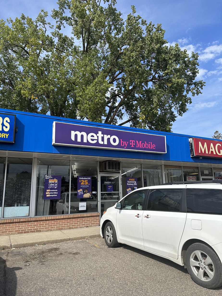 Image alt text