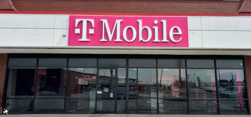 Exterior photo of T-Mobile Store at 51st & Pulaski, Chicago, IL