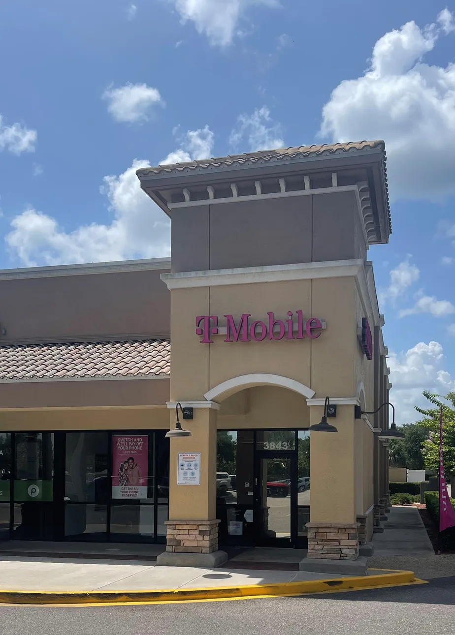 Exterior photo of T-Mobile Store at Pleasant Hill Rd & Bellalago Dr, Kissimmee, FL