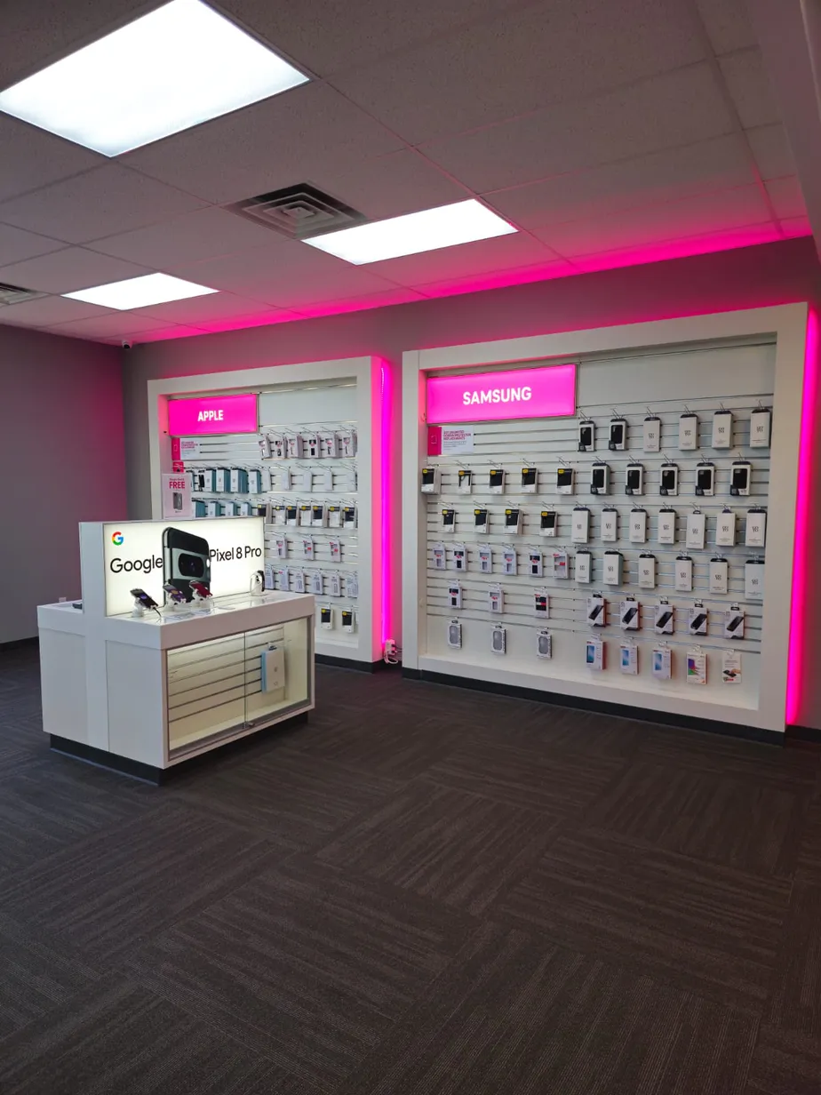  Interior photo of T-Mobile Store at Commercial Blvd & 30th Ave, Lake Hallie, WI 